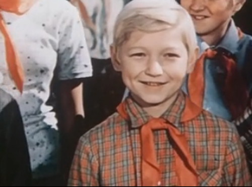   (1976)