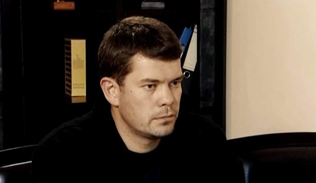   - "-8" (2011)