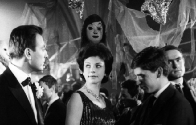     (1962)