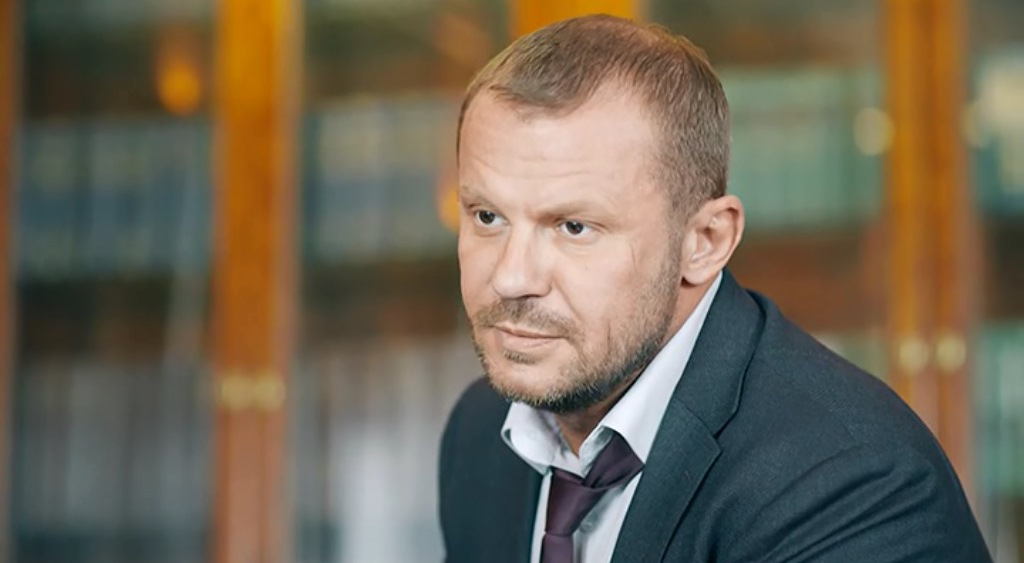 Андрей стоянов личная жизнь биография причина смерти