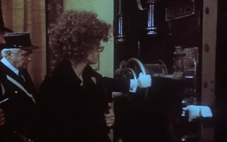   (1986)
