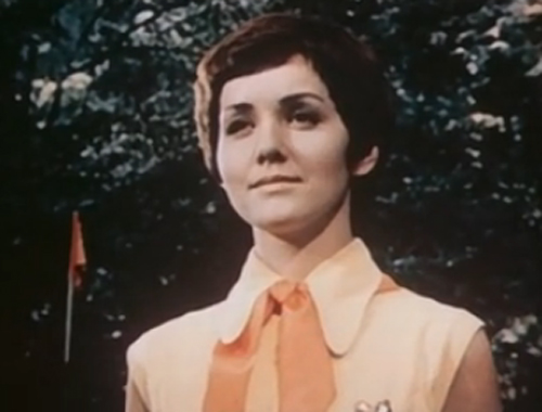    (1976)