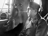 1942 