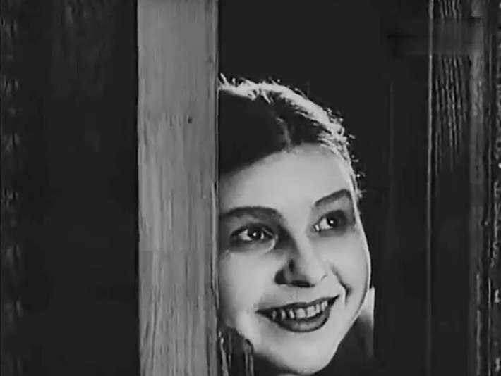  - "  " (1928)