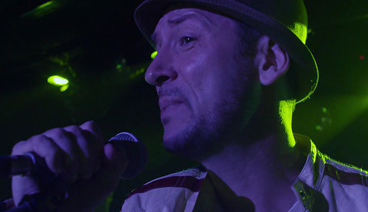   (2015)