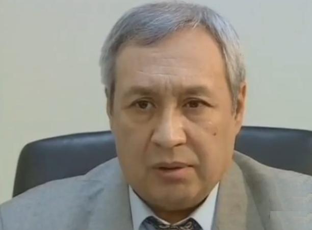     (2004)
