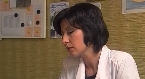  -4 (2010)