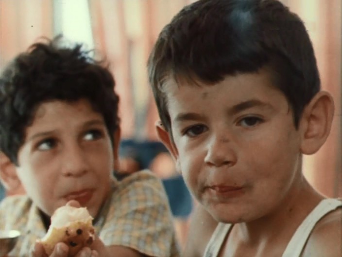   ׸  (1975)