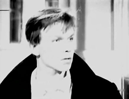   (2001)