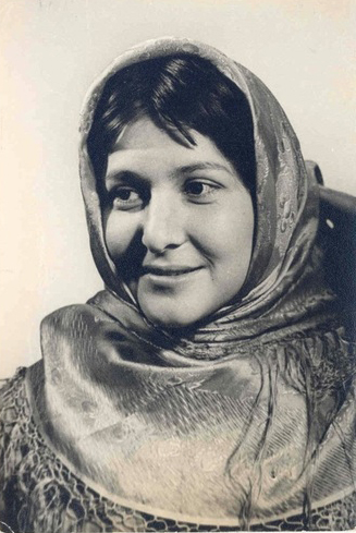   -    . 1975 .