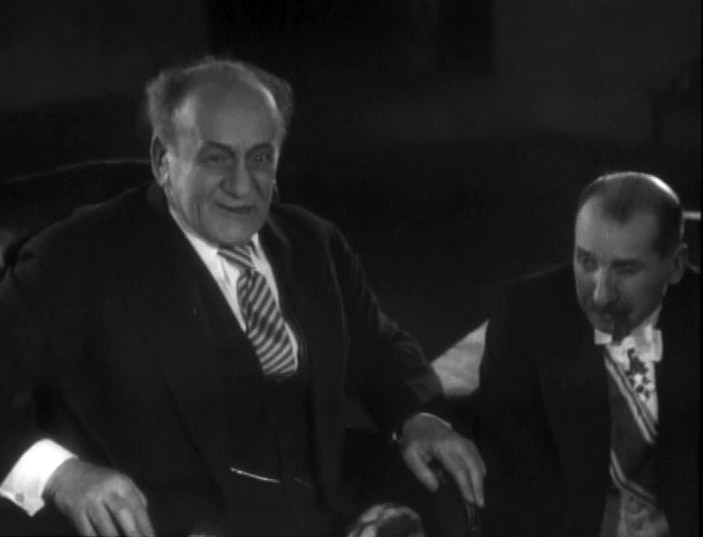  - "" (1933)