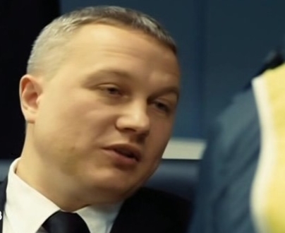   (2015)