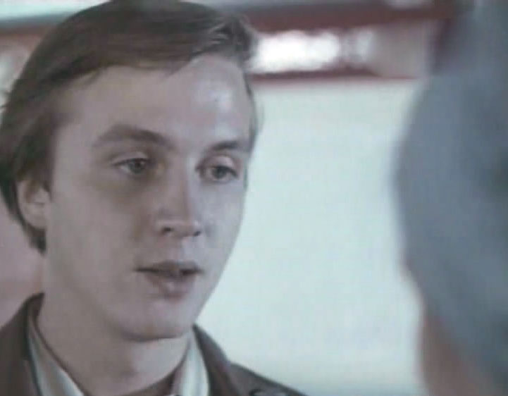   (1977)