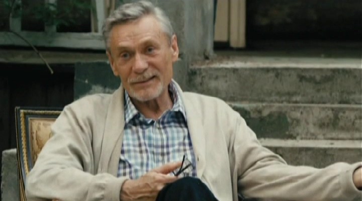   - "    -2" (2013)