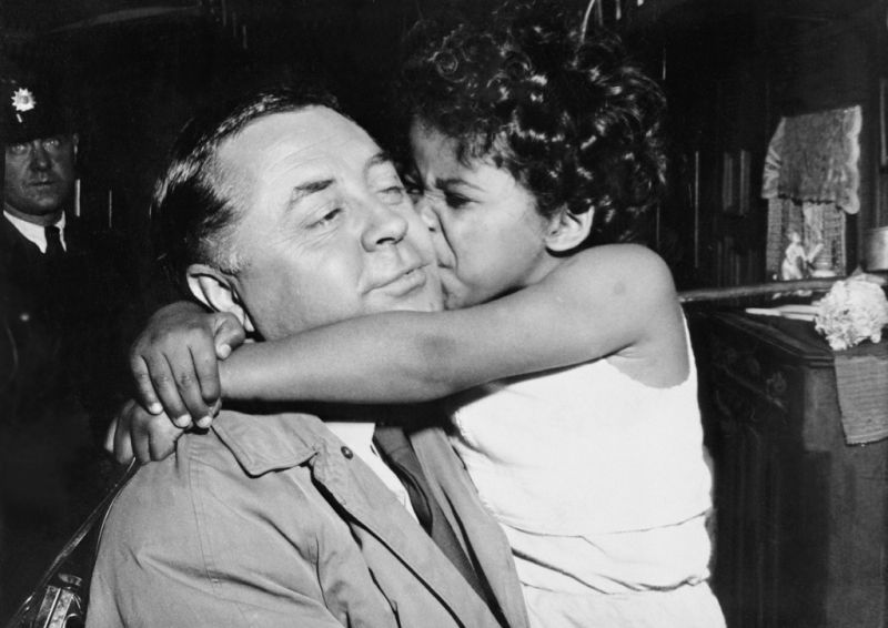   - "" (1952)