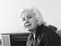1975 .