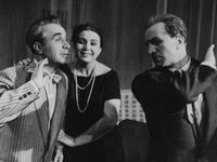 Stseen A. Safronovi näidendist Miljon naeratuse eest Eesti NSV Riiklikus Vene Draamateatris; Babkin - E. Pavlov, Olga - E. Ennok, Kartašev - N. Jegorov - 1959