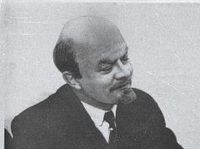 Stseen M. Šatrovi näidendist Revolutsiooni nimel Eesti NSV Riiklikus Vene Draamateatris; V. Jermolaev V.I. Lenini ja E. Jevdokimov Petka osas - 1959 .