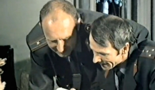   (1992)