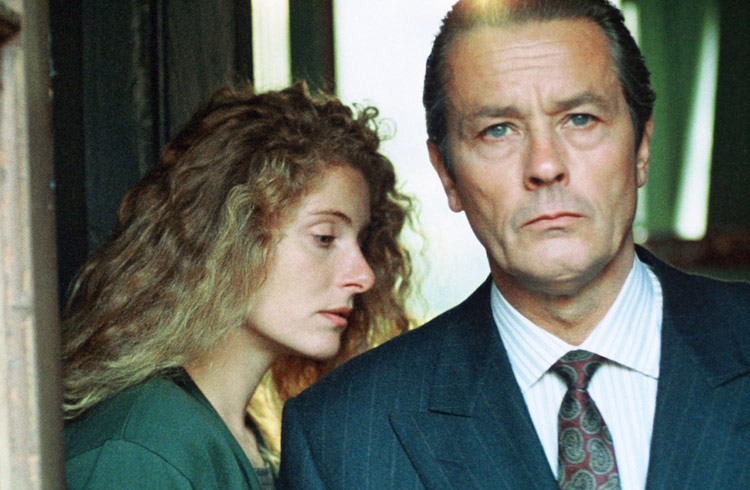   (1990)