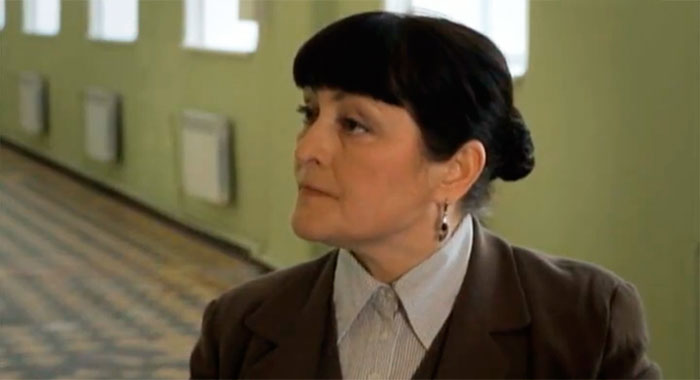   (2013)