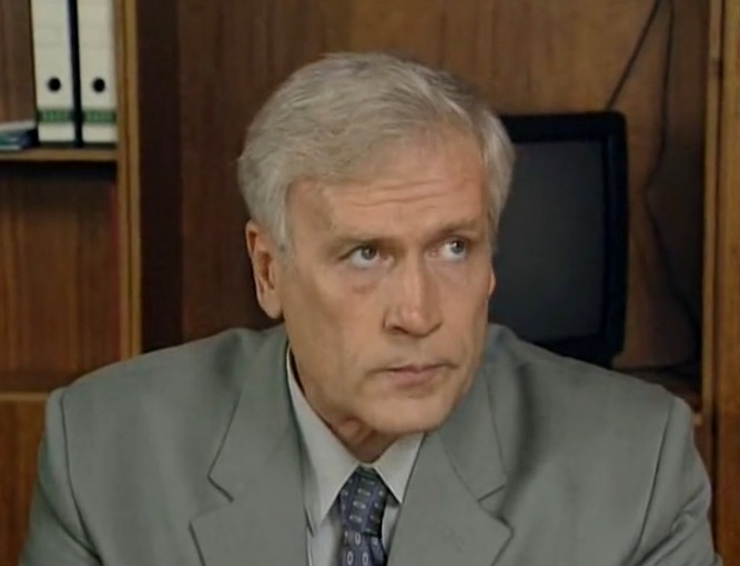  - "  (1 )" (2000)