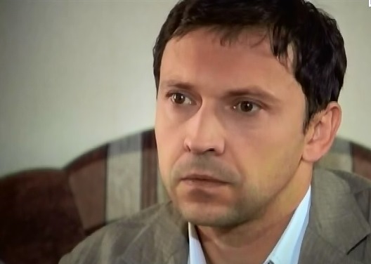 .  -4 (2012)