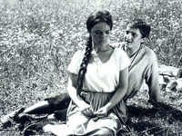 "ŤAPáKOVCI" (1977)