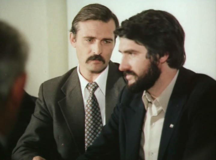     (1982)