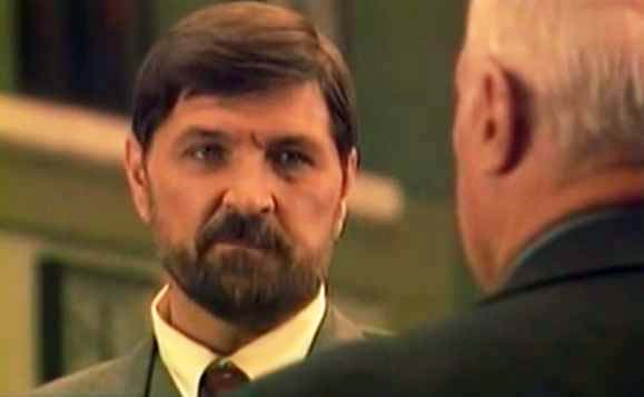   .    (2002)