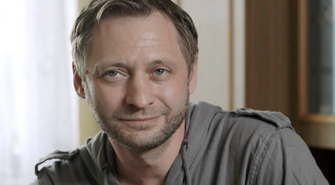  (2017)