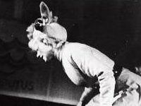 1969-1970  Stseen A.A. Milne lastenäidendist "Karupoeg Puhh" RAT "Vanemuises", Jänes - Milvi Koppel, Notsu - Kersti Neem ja Winnie Puhh - Ants Ander.