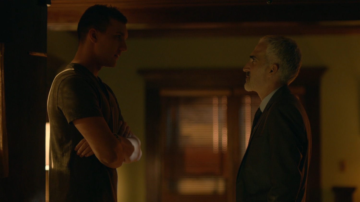  2 (2014)