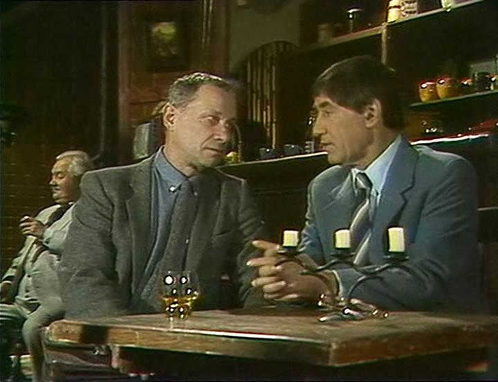   (1983)