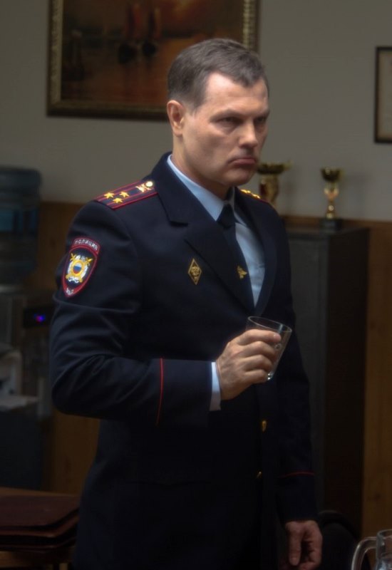   (2015)