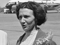 1965 .