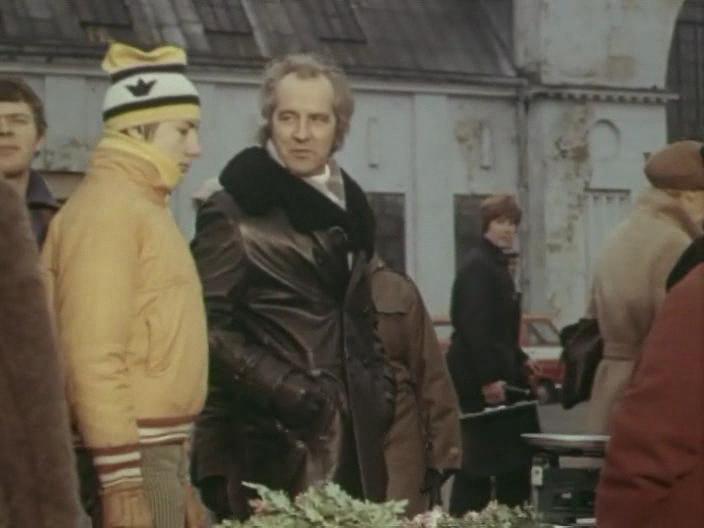   (1982)