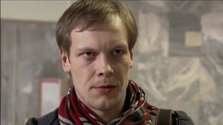   (2013)