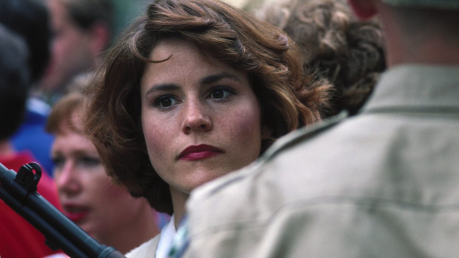   (1989)