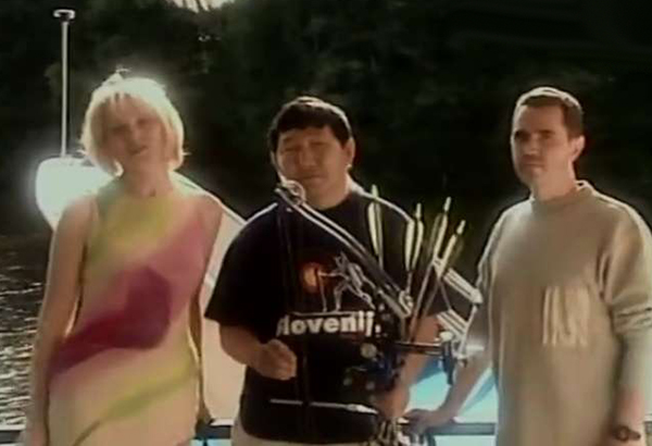   (2003)
