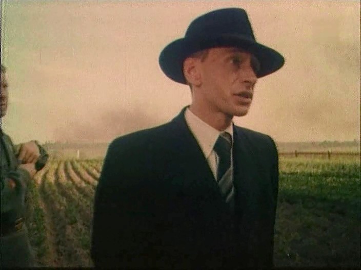   - "22 ,   4 ..." (1992)