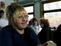 "Ѹ" (2001)