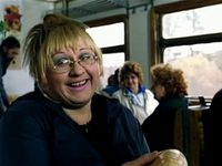 "Ѹ" (2001)