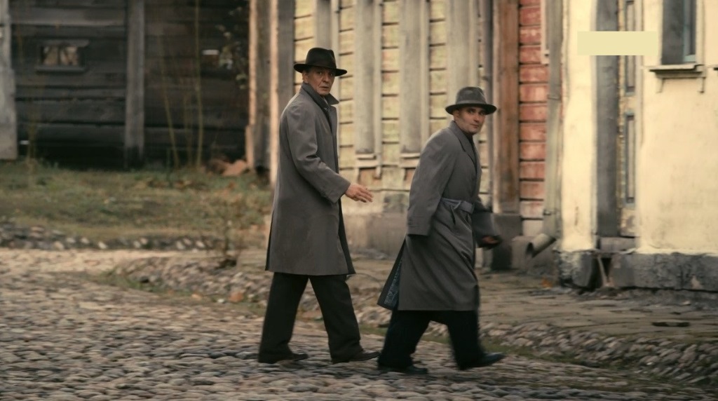 .   (2015)