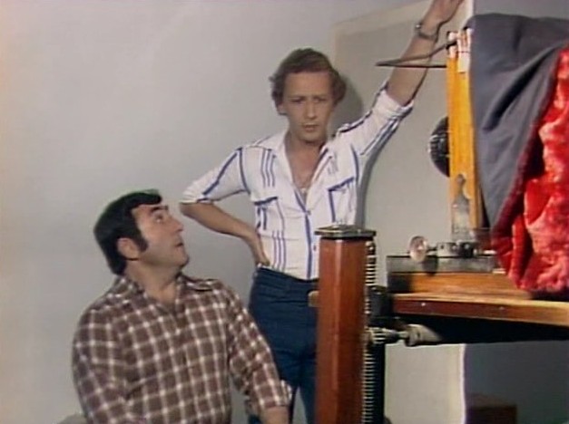   - "  " (1971-1989) "  " (1981)