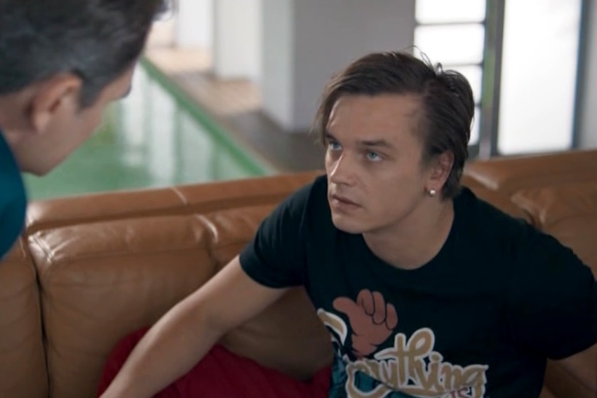 -4 (2020)