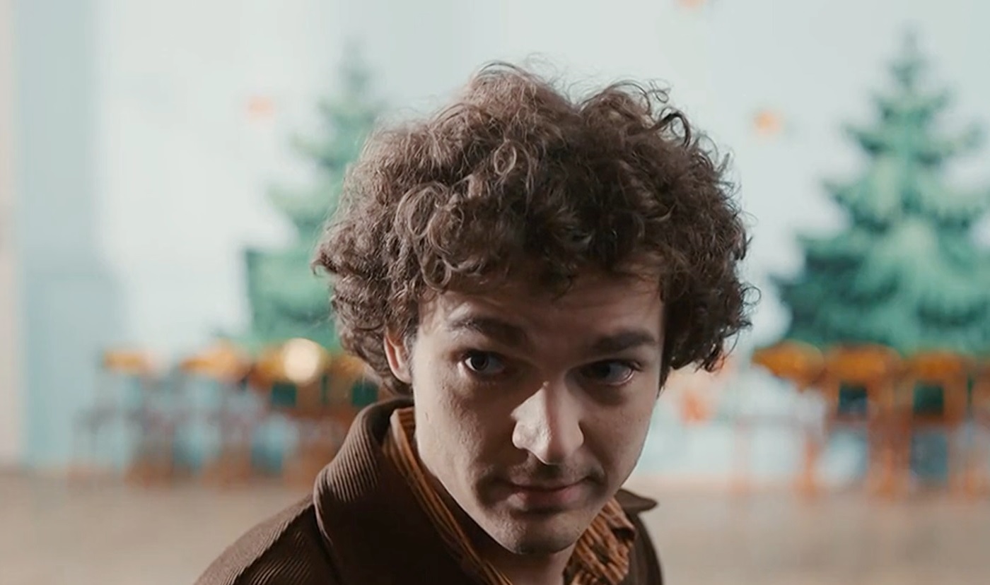  (2019)