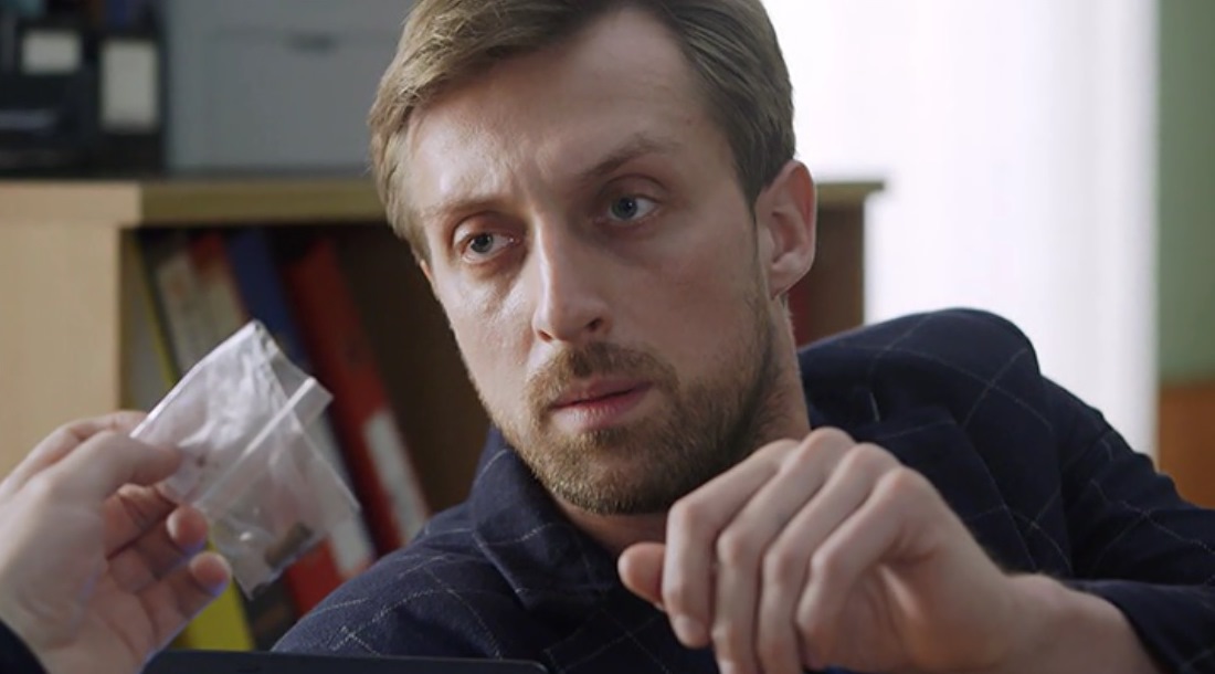  (2017)