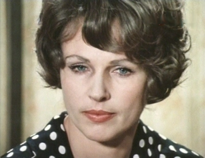   (1976)