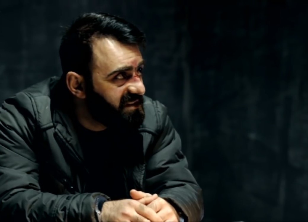   - "ϸ-3" (2017)